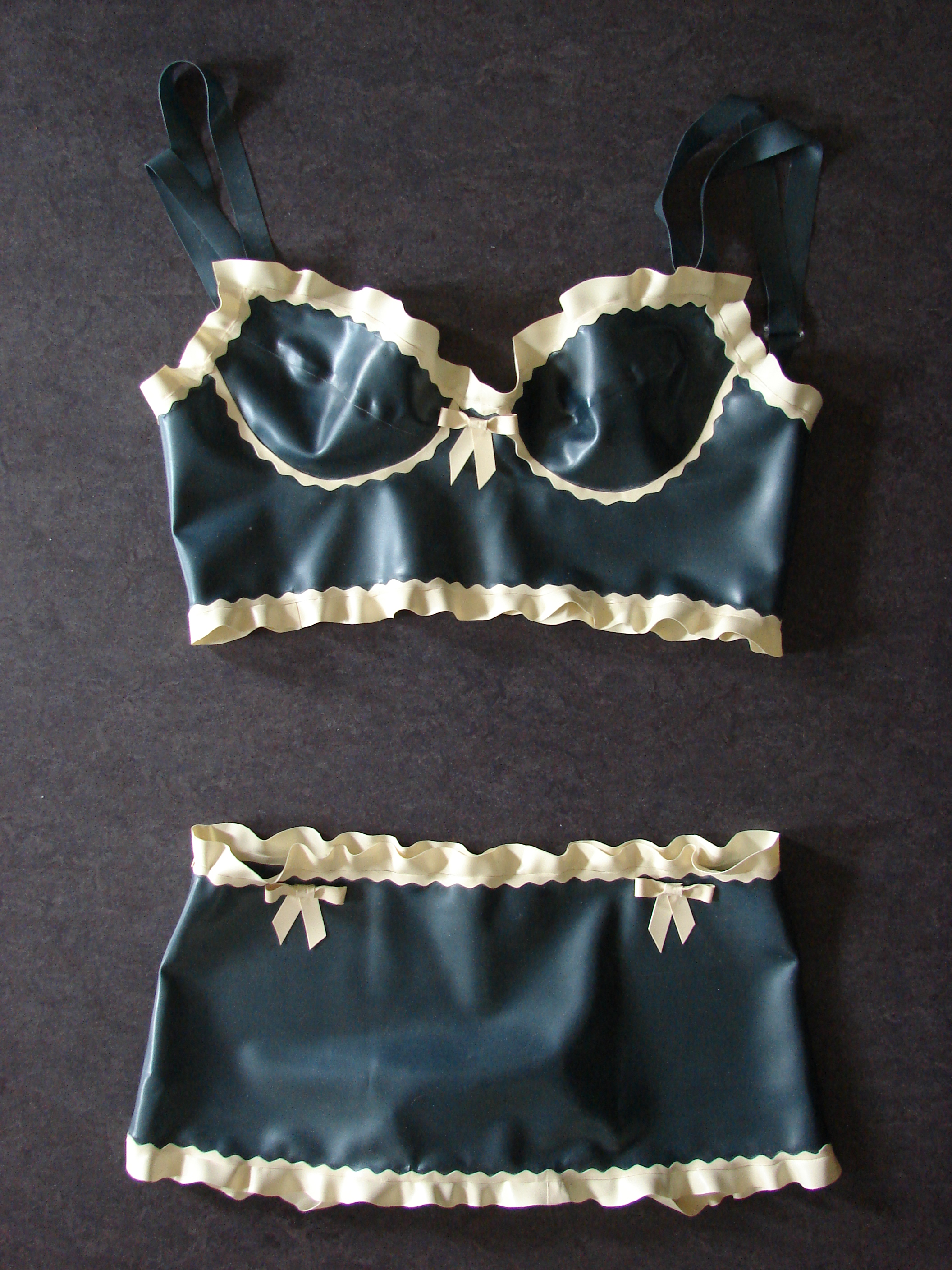 Latex 001