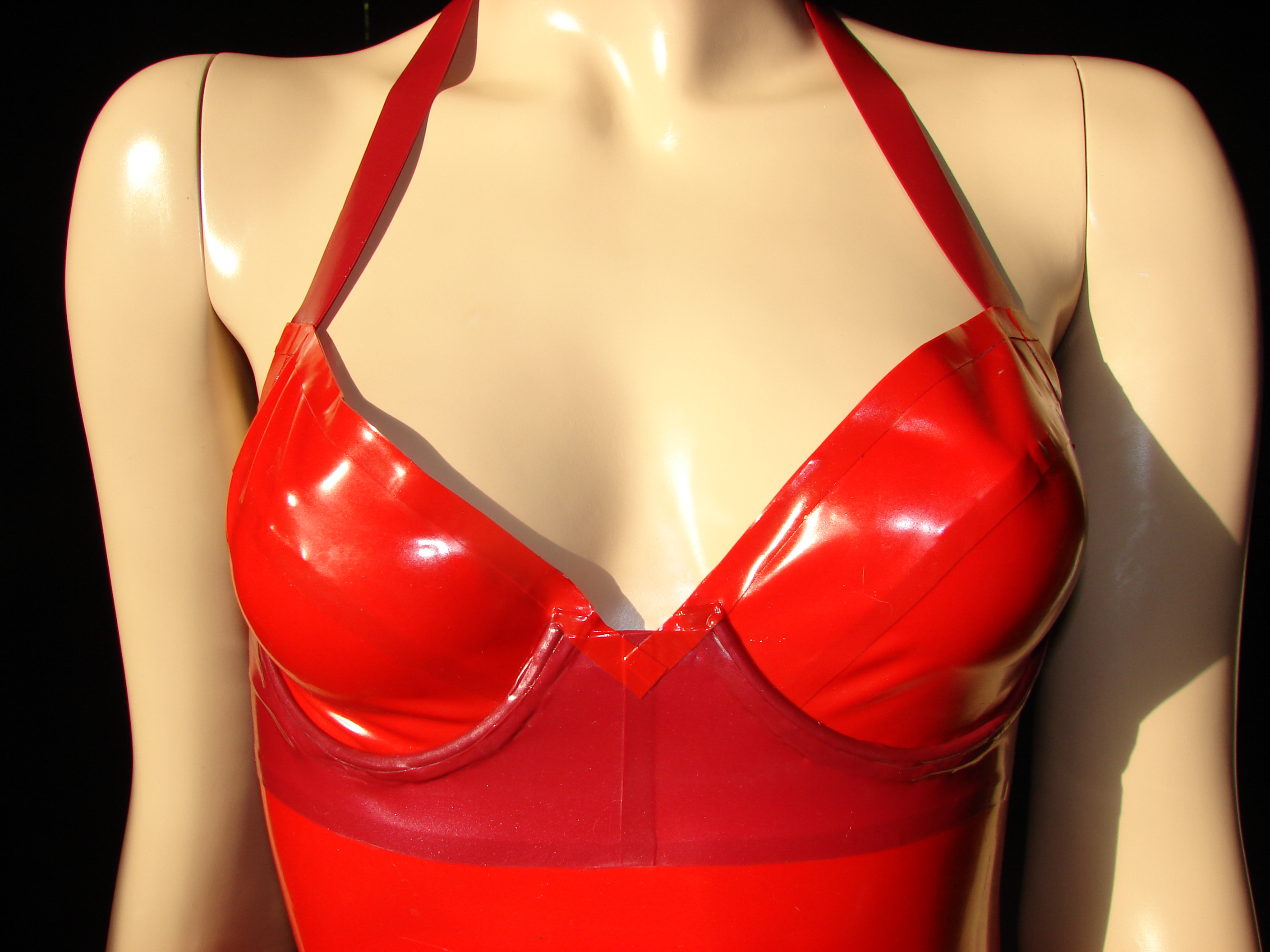 latex-065